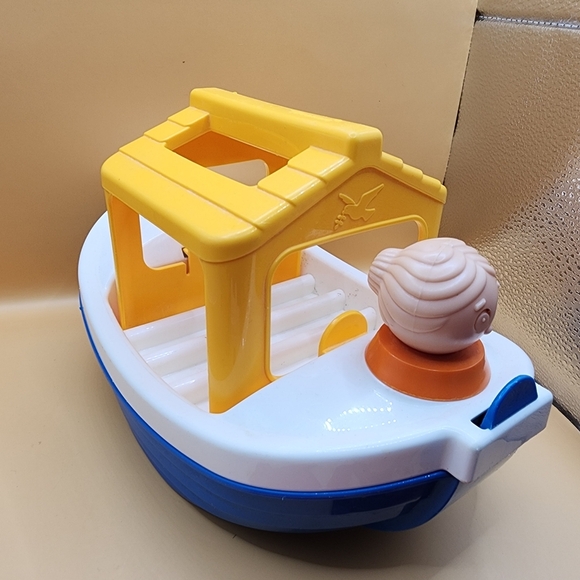 Tupperware Noah's Ark TupperToy Children's Boat and Animals Kids Play Set - Picture 2 of 3